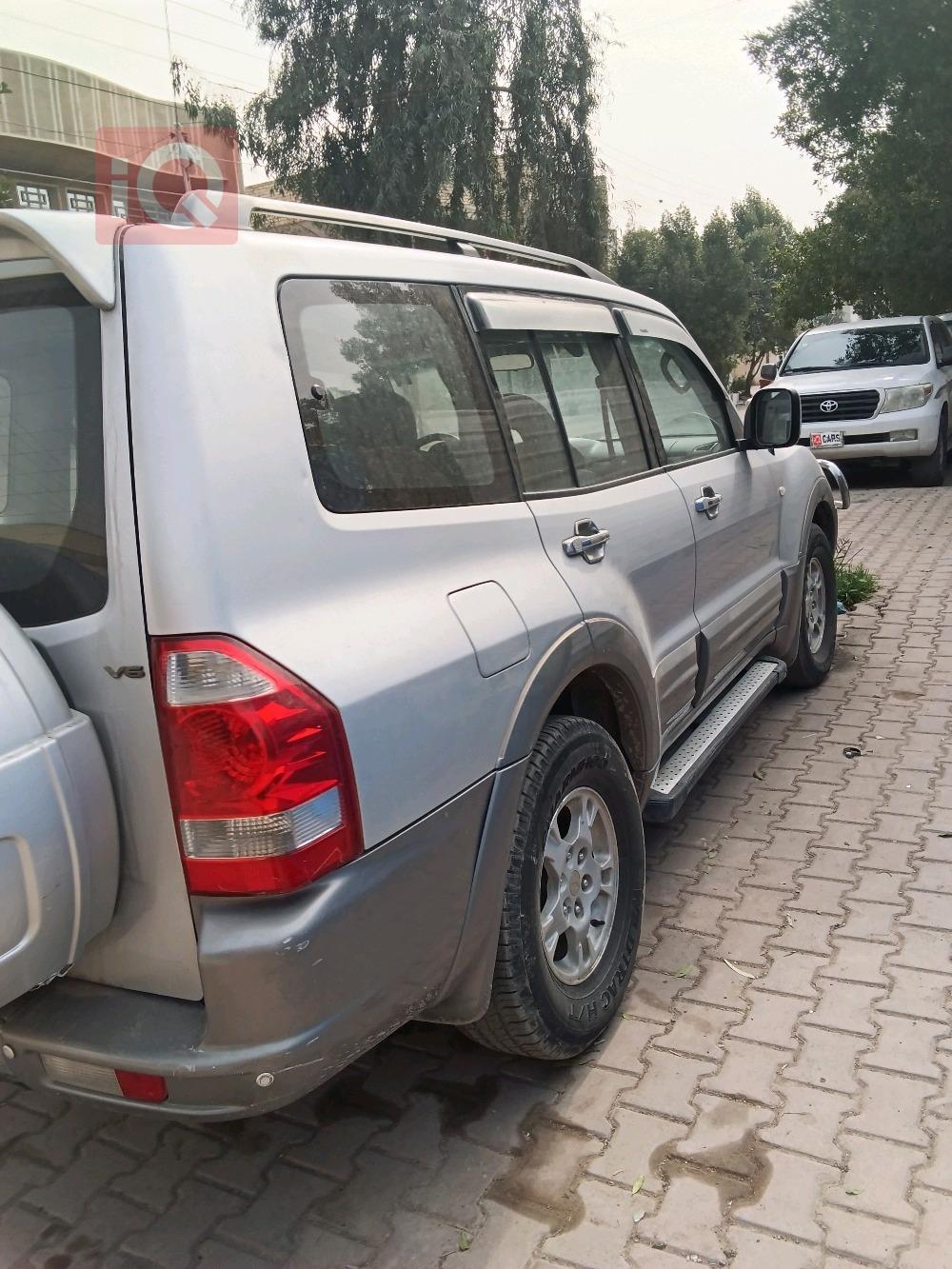 ميتسوبيشي باجيرو